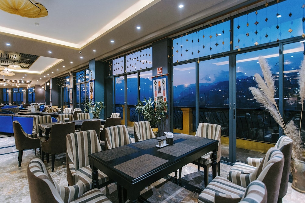 Sapa Charm Hotel 96/99