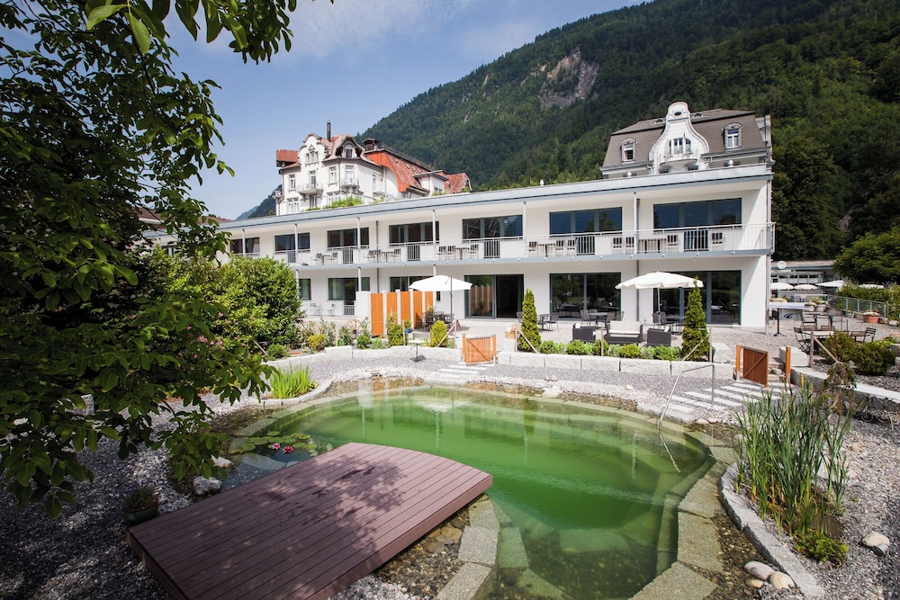 Carlton-Europe Vintage Adult Hotel 9/56