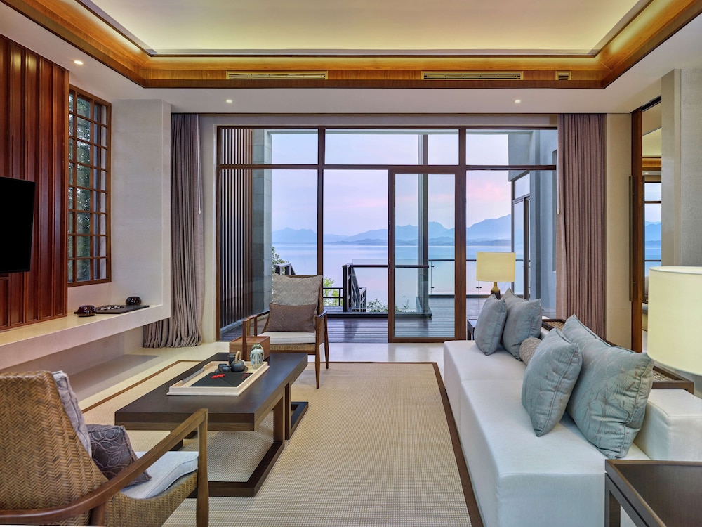 Lushan West Sea Resort 14/28