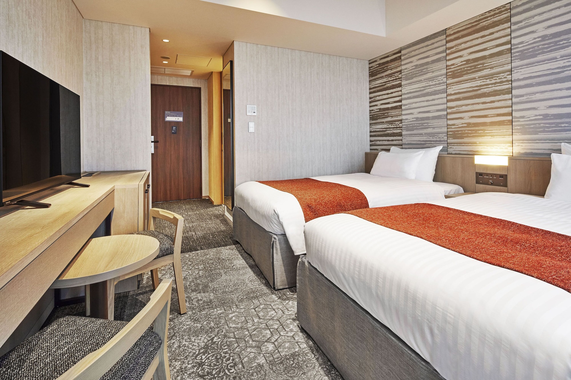 ECONOMY, TWIN BEDS, CITY VIEW