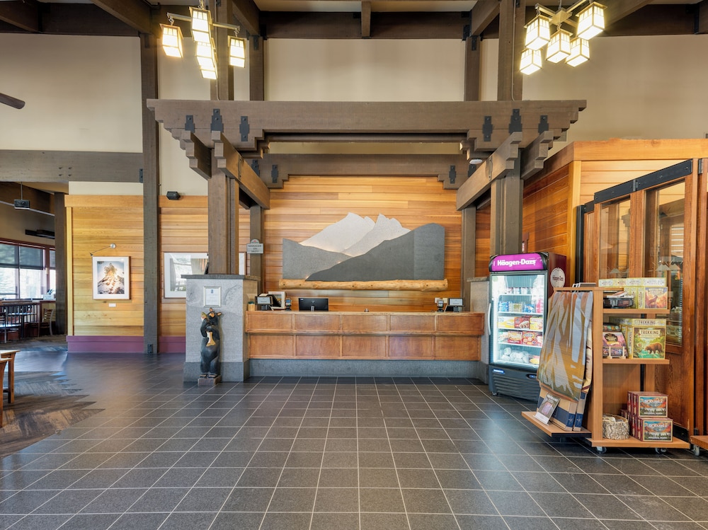 Wuksachi Lodge 12/69