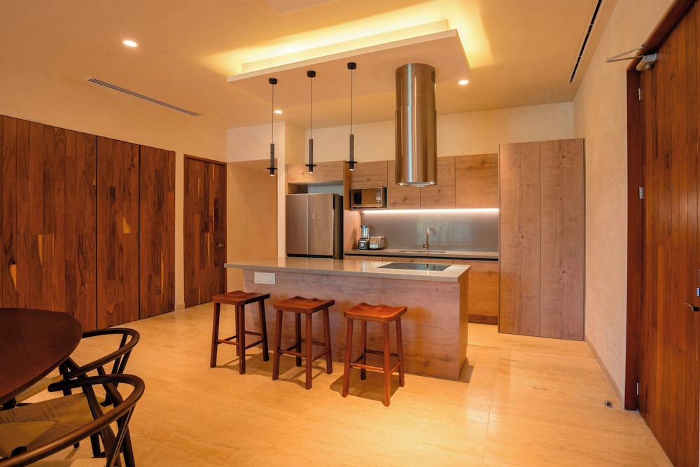 Bloom Tulum Apartments by Marriott 15/94