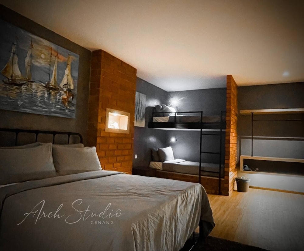 ARCH STUDIO CENANG 6/50