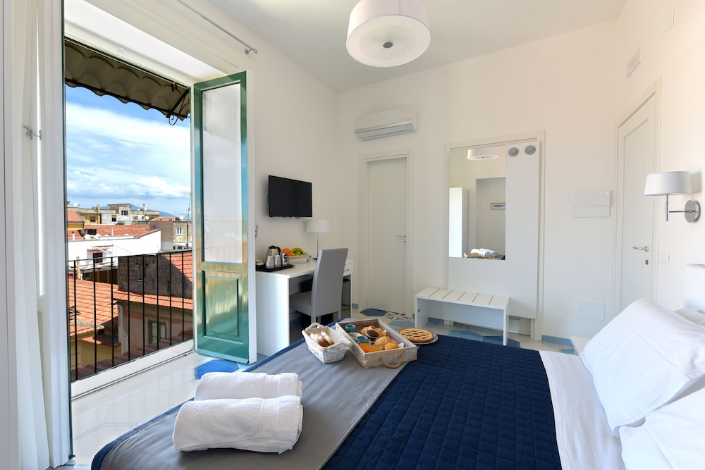Caruso Suite 15/21