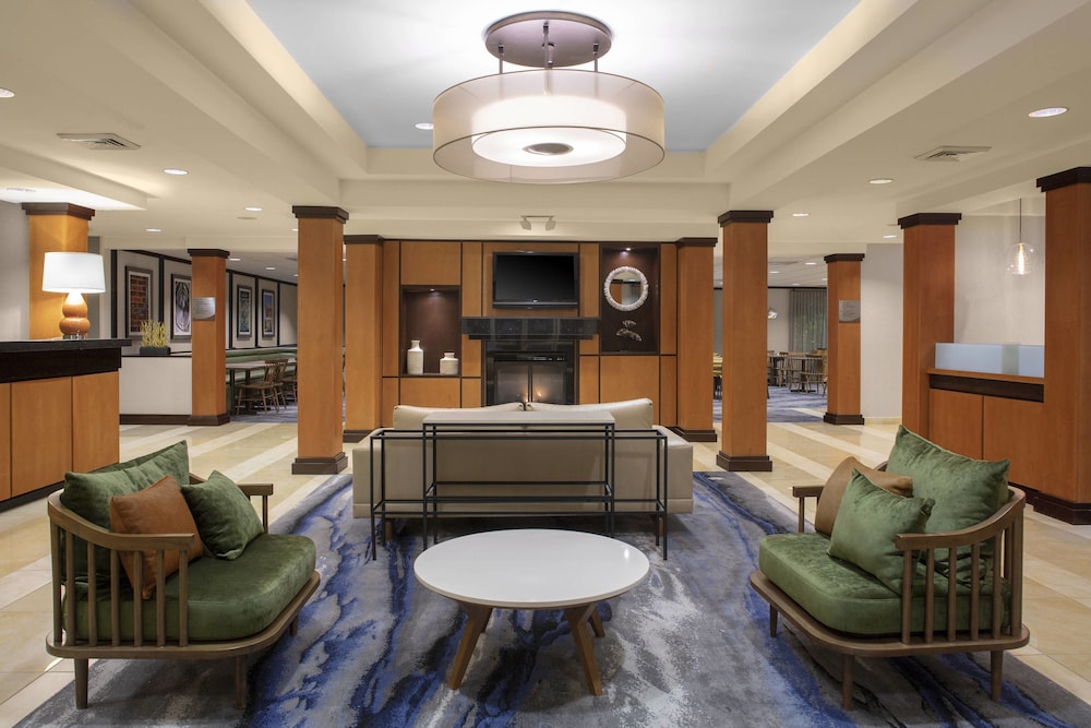 Fairfield Inn Suites By Marriott Gadsden 39/64