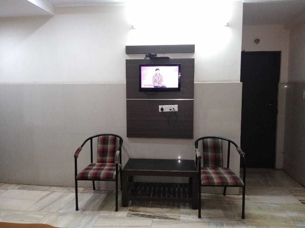 Hotel Sai National 15/16