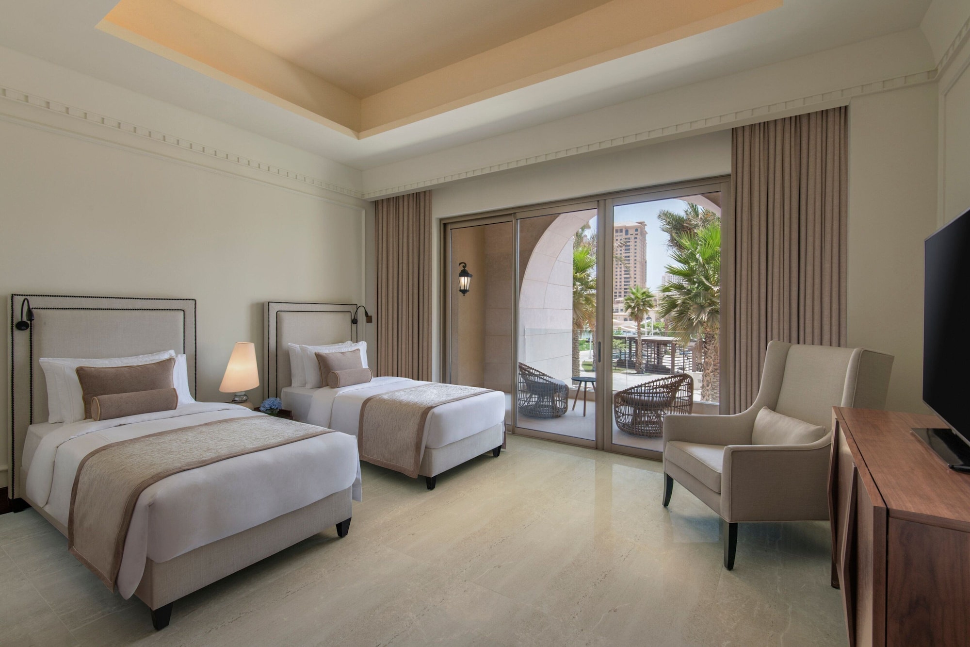 2 Bedrooms, Suite, 2 Double Beds, Pool Side, Patio