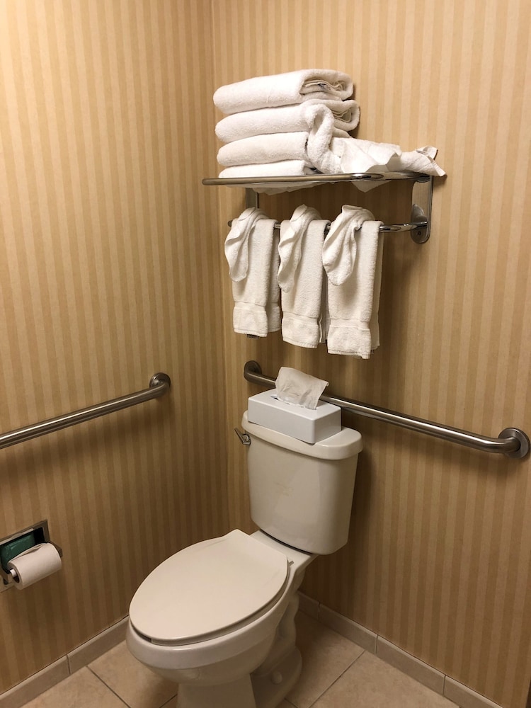 Fort William Henry Hotel and Conference Center 67/67