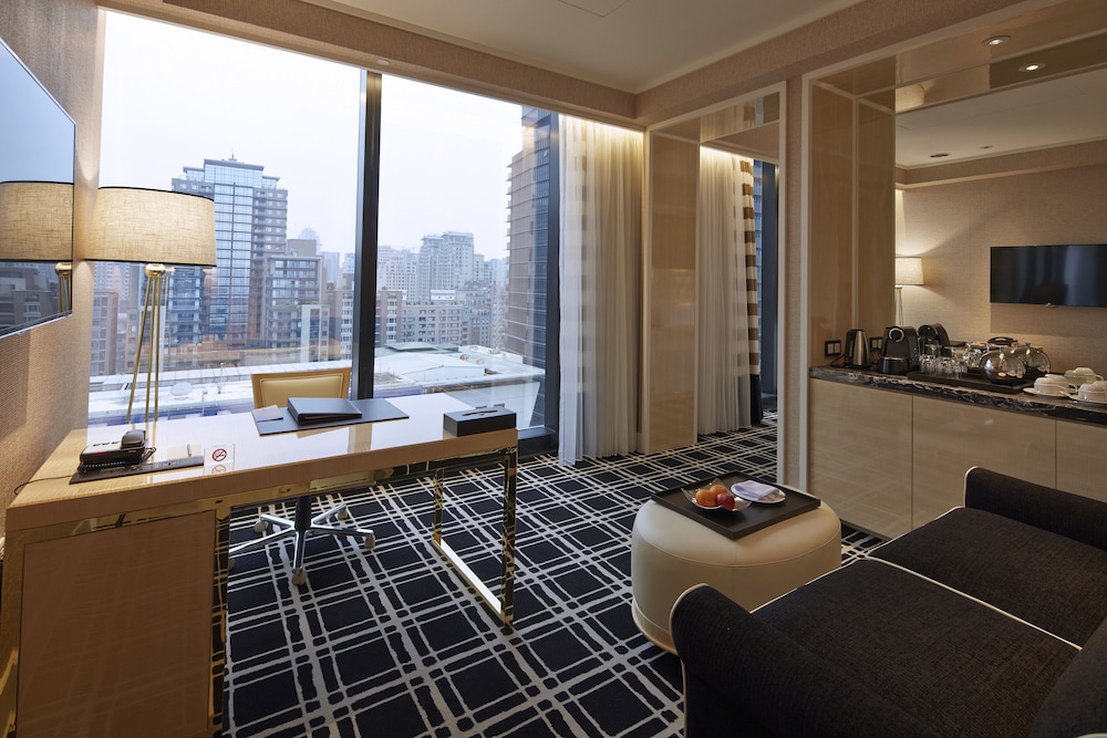The Lin Hotel 59/61