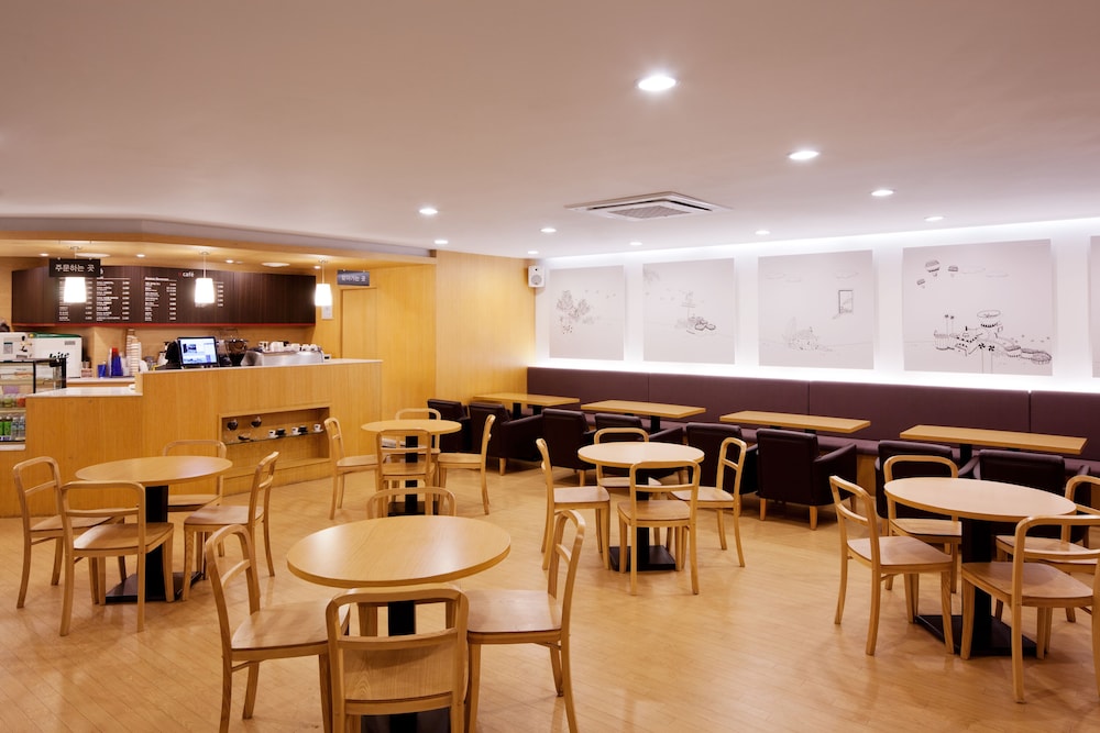 Hotel Nongshim 37/50
