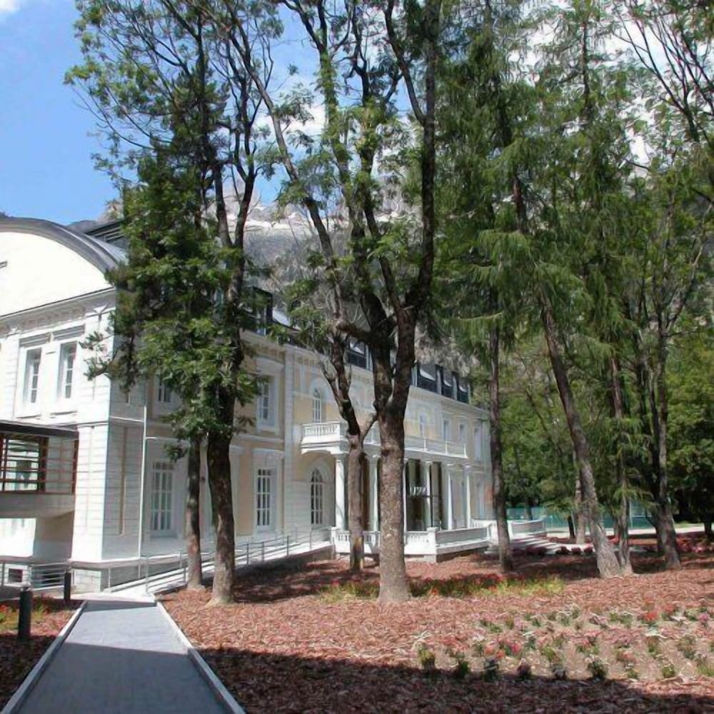 Gran Hotel Balneario de Panticosa 60/62