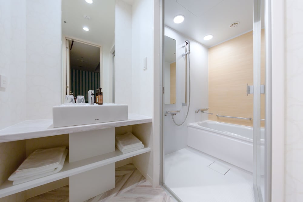 غرفة سوبيريور بسرير كوين بحوض استحمام للمدخنين، Del Style Nagoya-Nayabashi By Daiwa Roynet Hotel 3/5