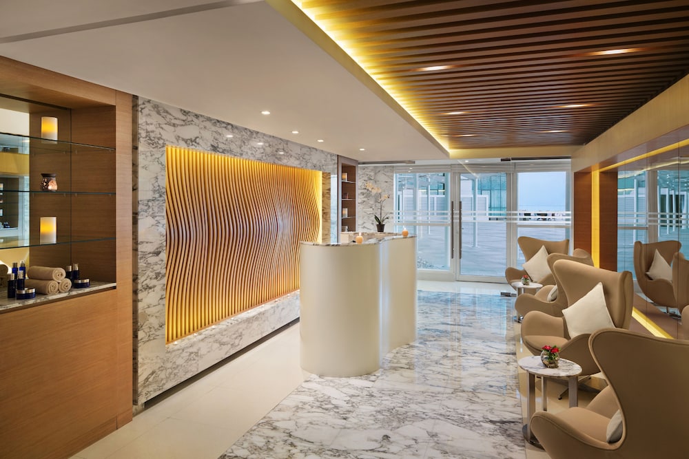 Lobby at DoubleTree by Hilton Dubai Jumeirah Beach, DUBAI