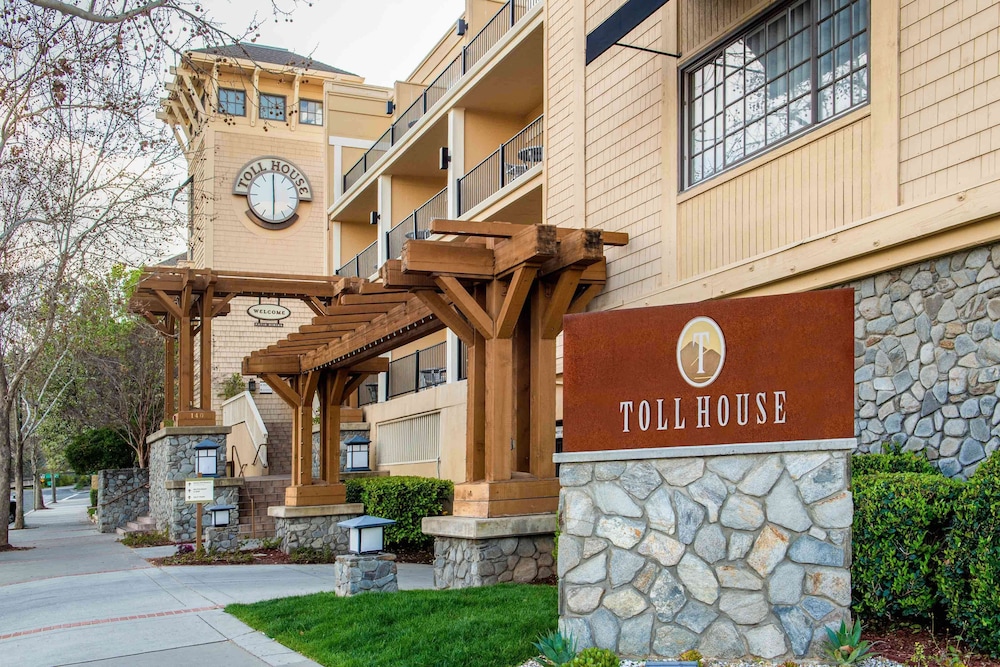 Toll House Hotel Los Gatos, Tapestry Collection by Hilton 5/50