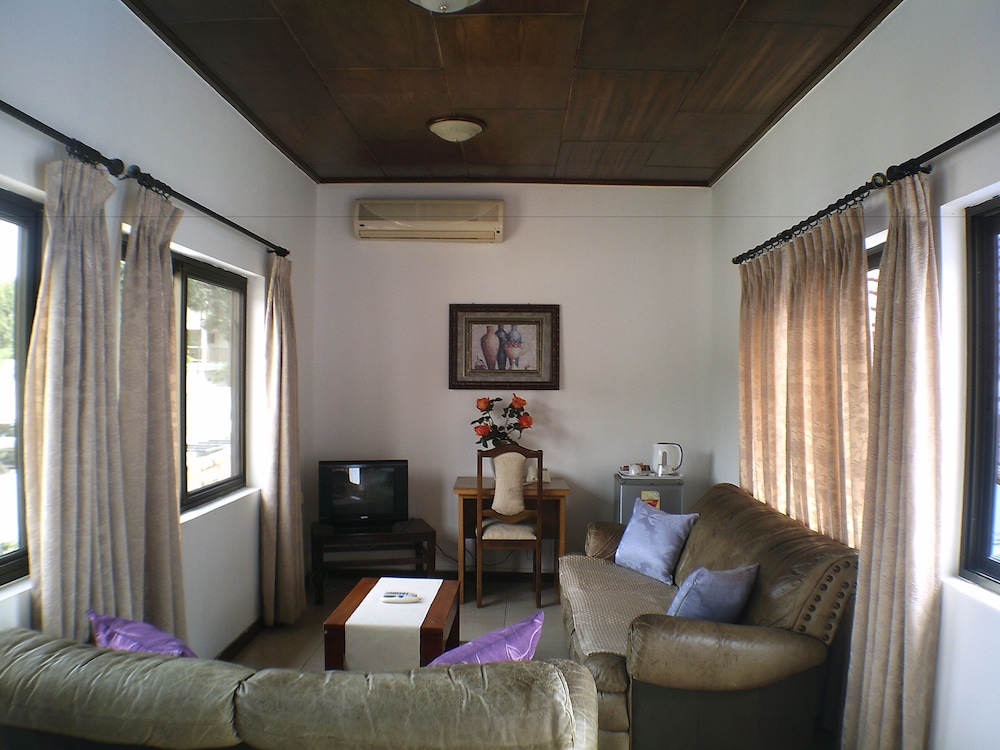 Lavender Lodge Hotel 15/29