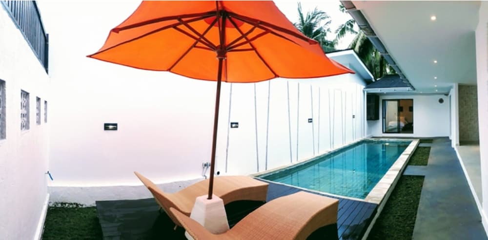 Gili Khayangan Villas 48/64