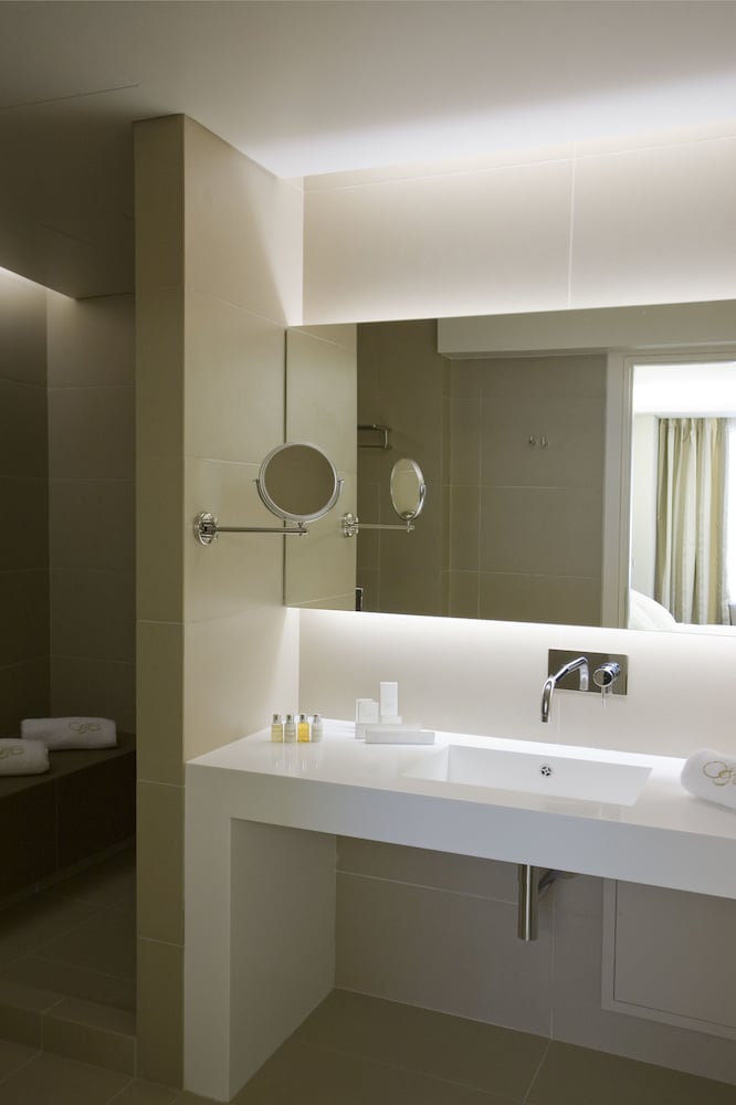 O and B Athens Boutique Hotel 47/50