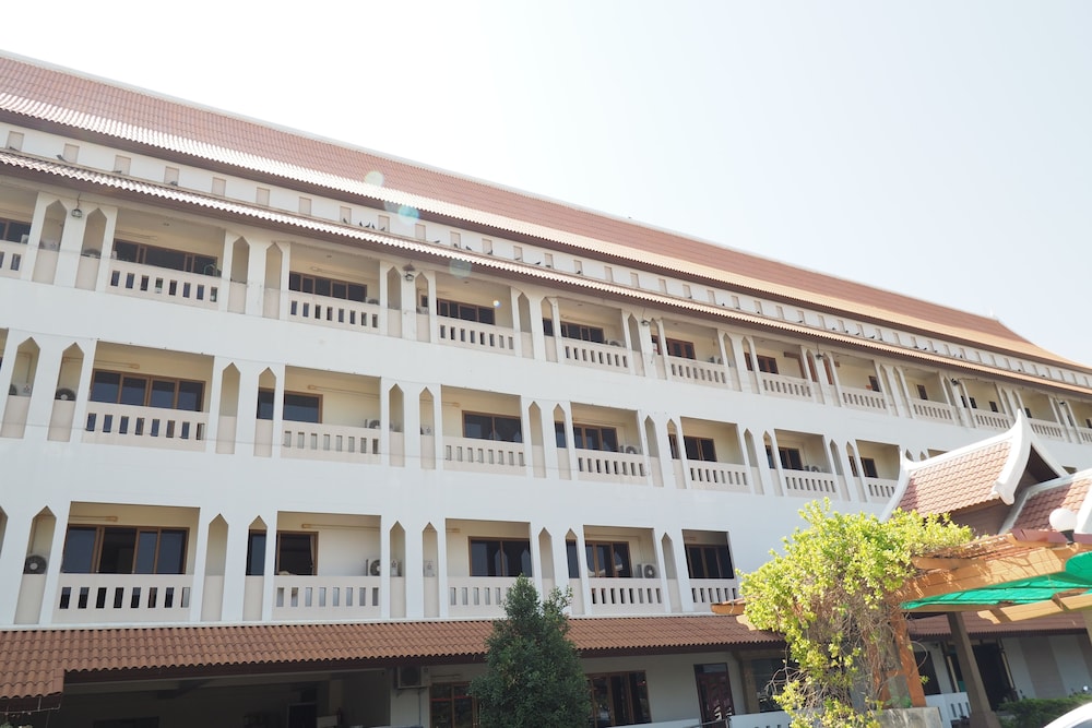 Amorn Sukhothai Hotel 1/32