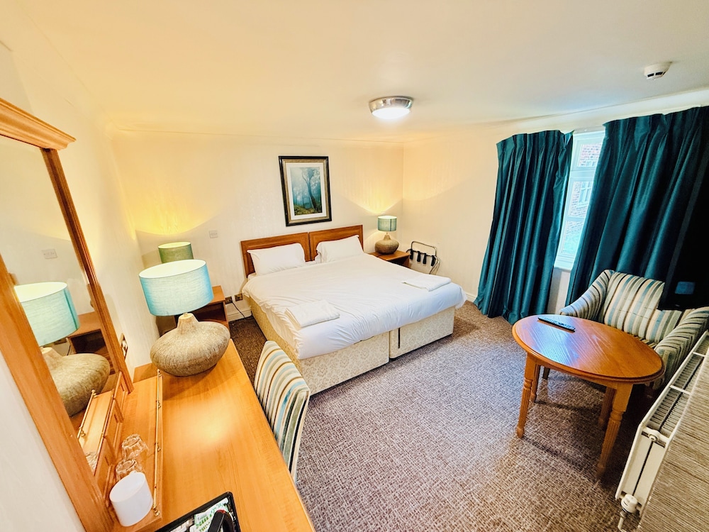 Deluxe Double Room, Wrexham Llyndir Hotel By Belvilla 5/10