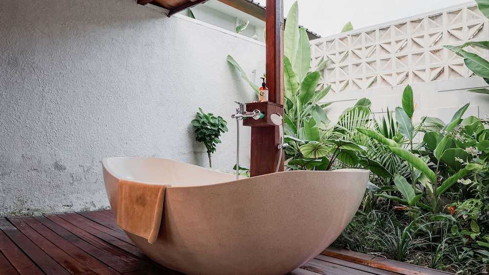 Lovina Haven Boutique Resort 5/50