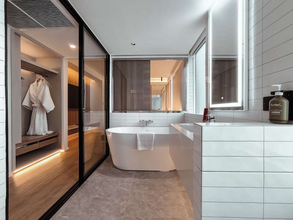 جناح عائلي بسرير كينج وأسرّة بطابقين وسرير بطابقين، Hotel Citrus Sukhumvit 13 by Compass Hospitality 4/4