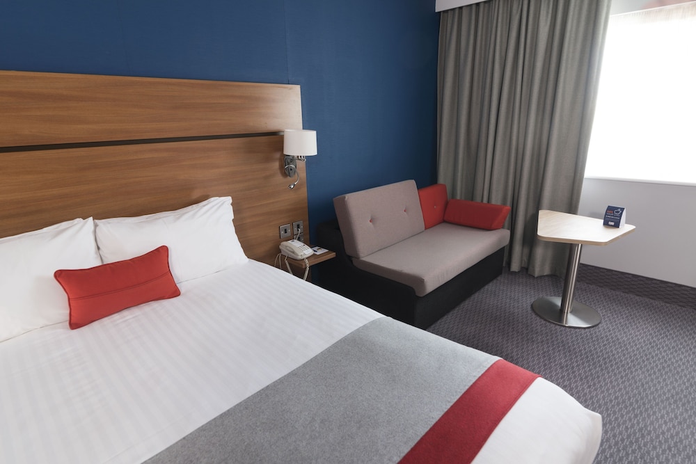 Holiday Inn Express Birmingham - Star City 19/61