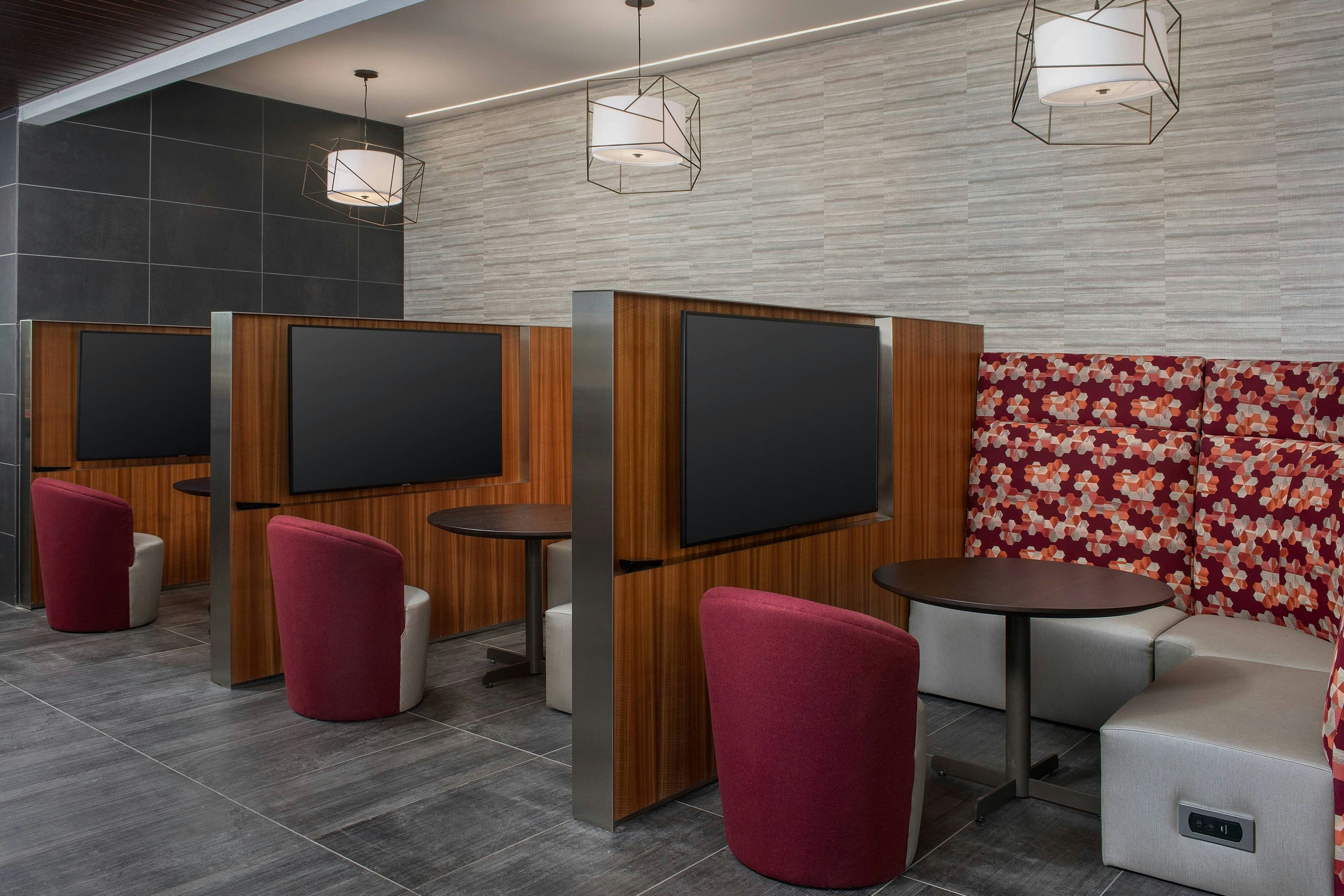 Courtyard by Marriott Las Cruces at Nmsu 22/25