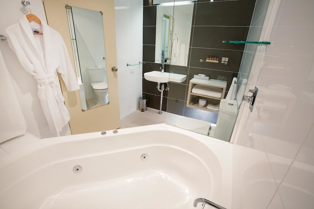 Best Western Plus Apollo International Hotel 19/44