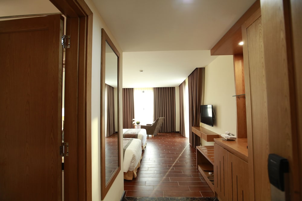 Muong Thanh Grand Con Cuong Hotel 16/39