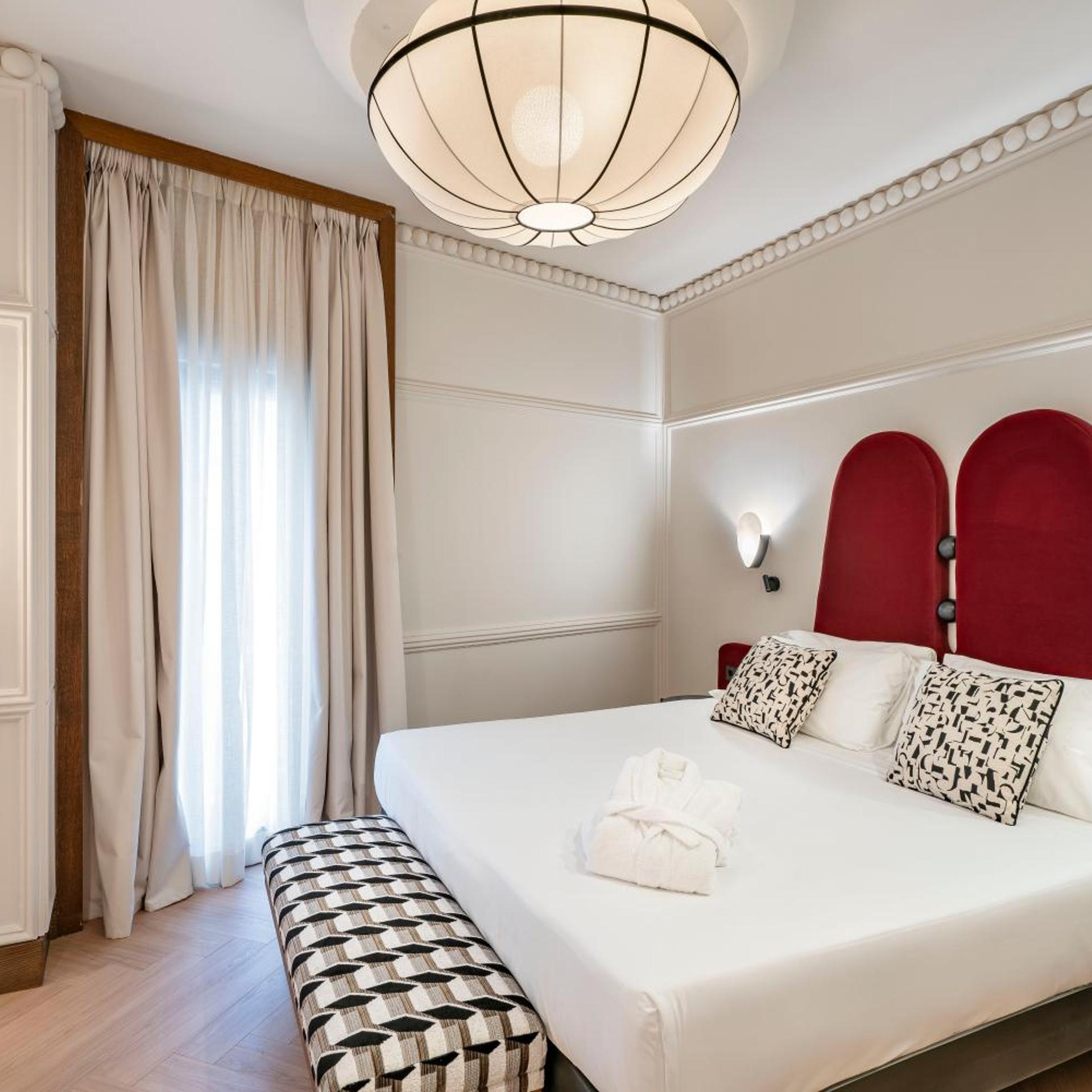 Superior, Double Bed, Barrio De Las Letras View, Balcony