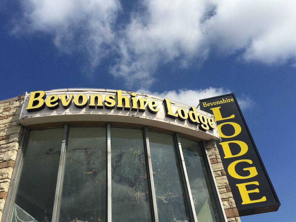 LYFE INN & SUITES by AGA - Beverly Hills image