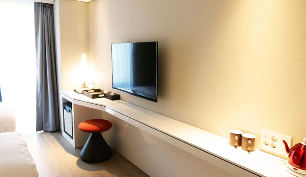 Hotel Thomas Myeongdong 41/57