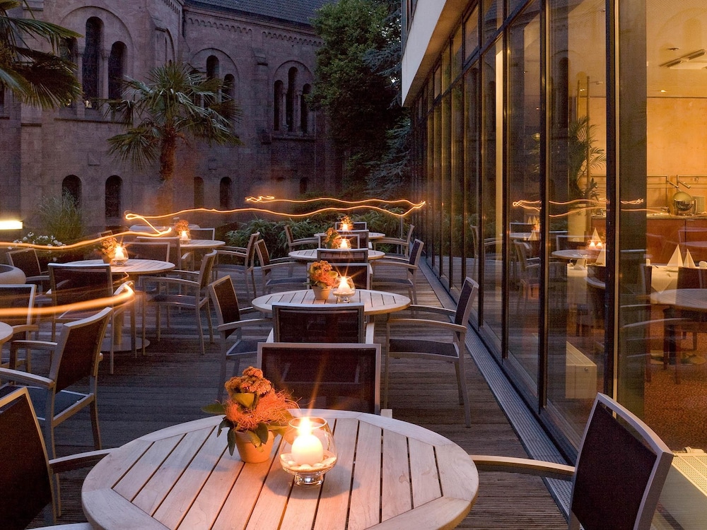 Mercure Hotel Plaza Essen 38/43