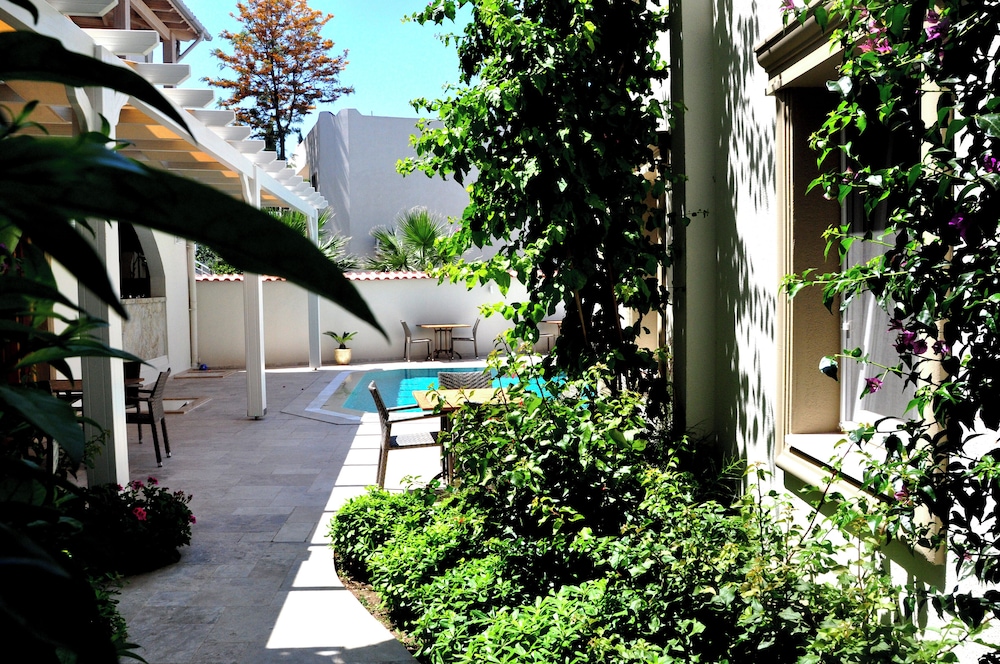 Olivias Group Hotel 29/42