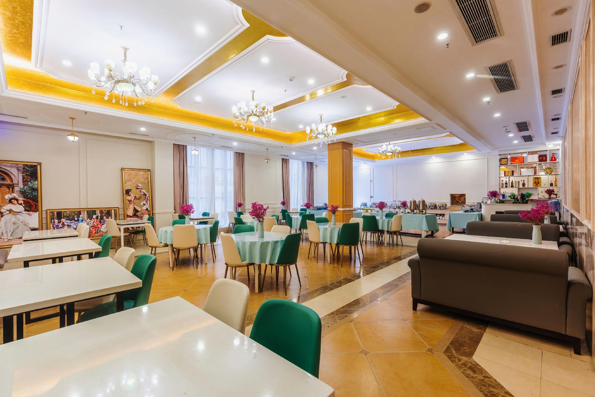 Vienna International Hotel (Shenzhen Jihua Road Shangxue) 35/47