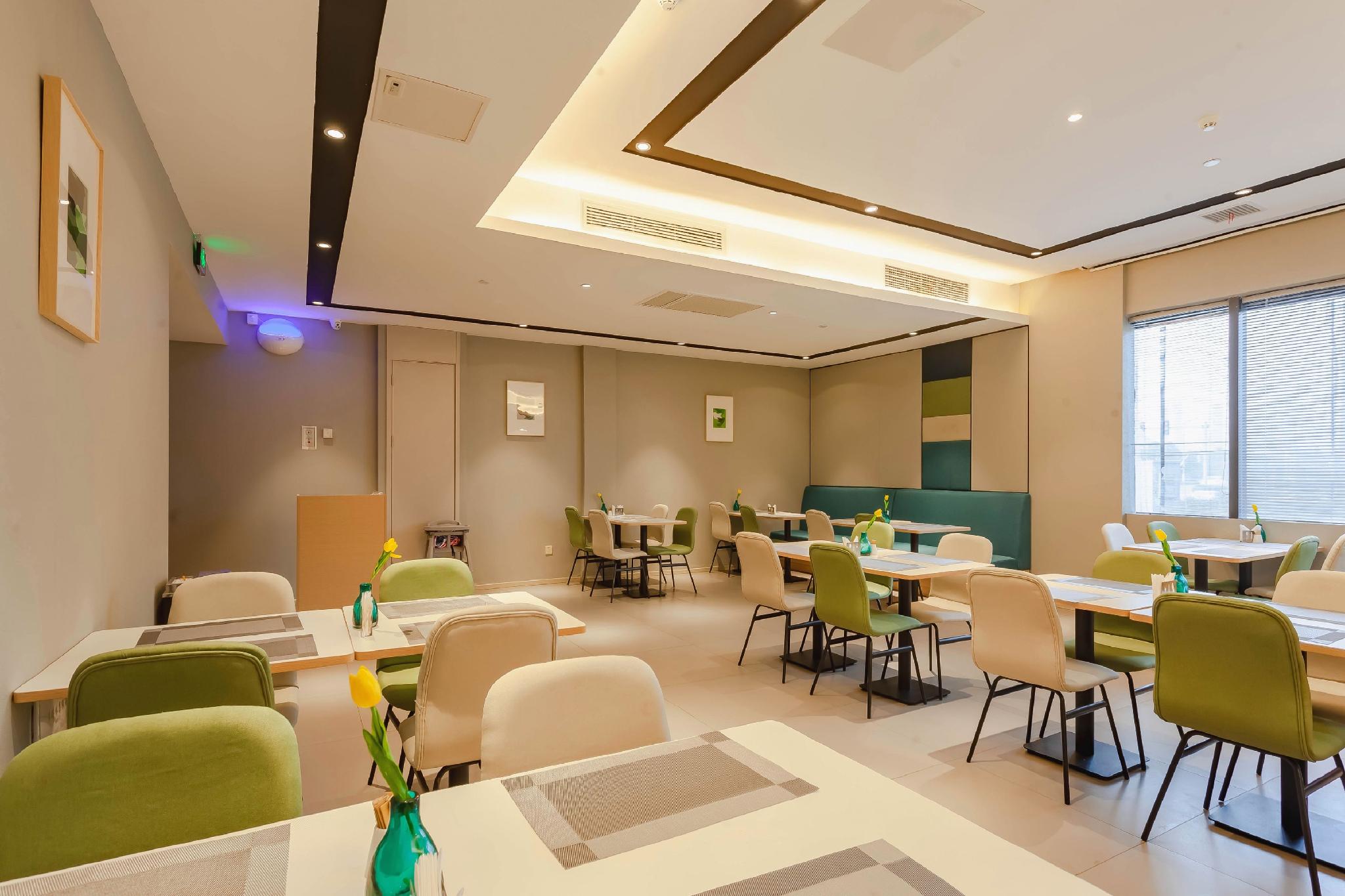 Homeinn Selected (Suzhou Xiangcheng Huangdai) 37/38