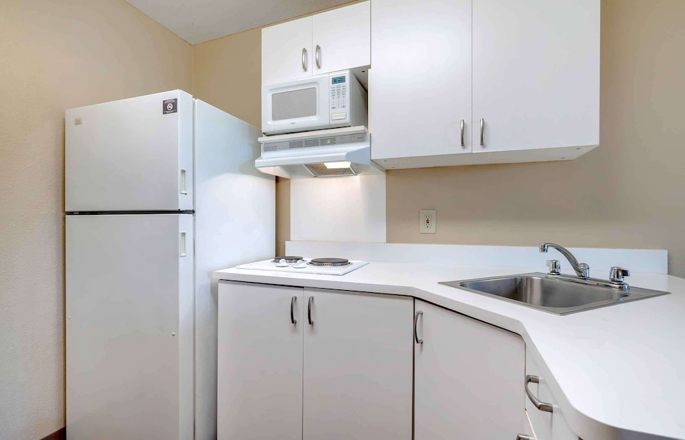 Extended Stay America Sacramento - Elk Grove 49/52
