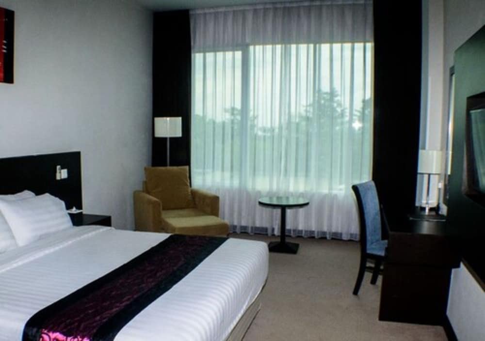 Kings Hotel Nagoya Batam 16/50