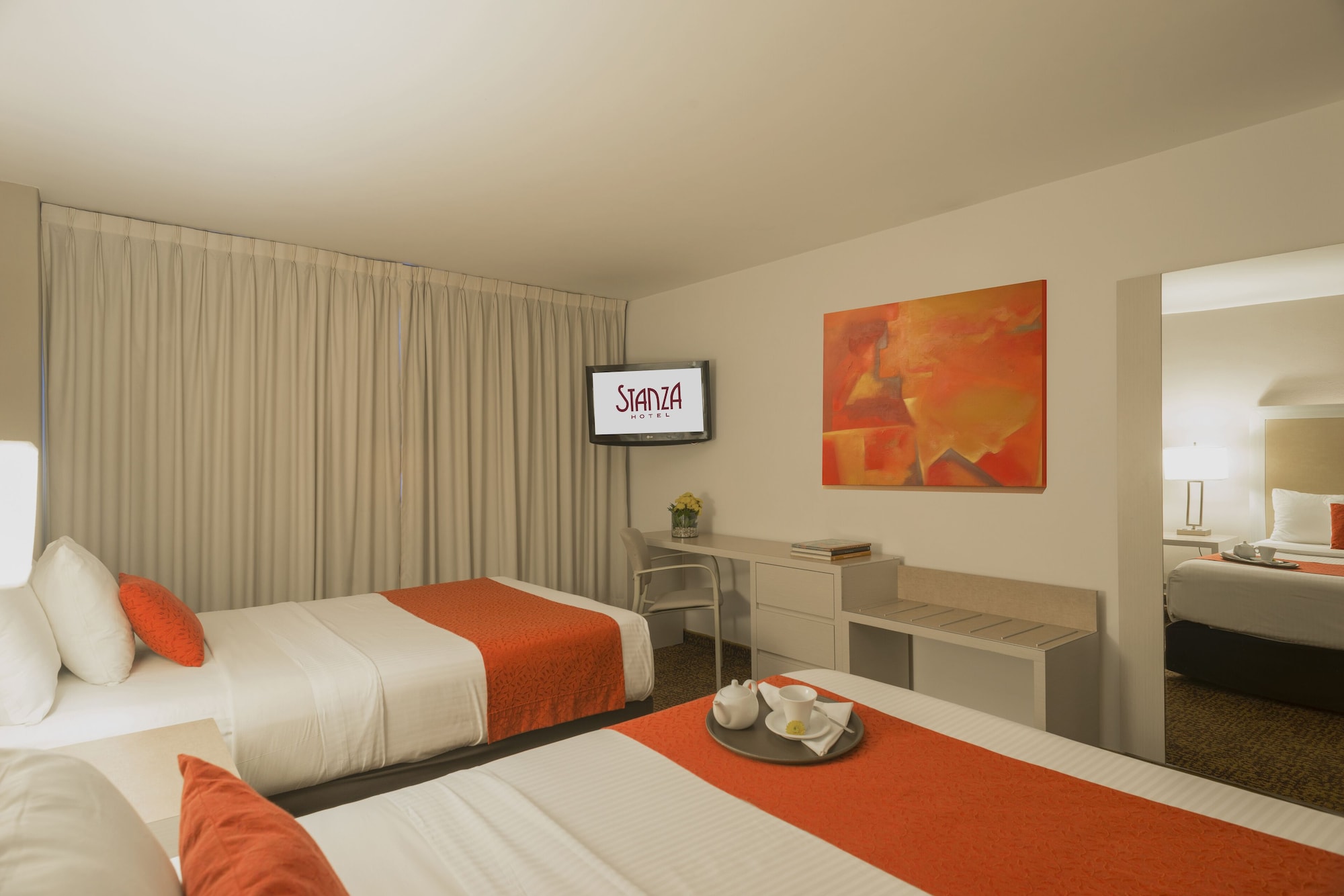 STANDARD, 2 DOUBLE BEDS