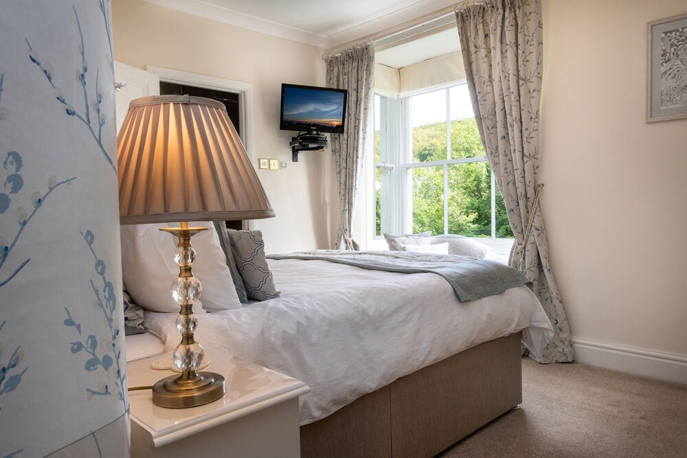 Afon Rhaiadr Country House 16/50