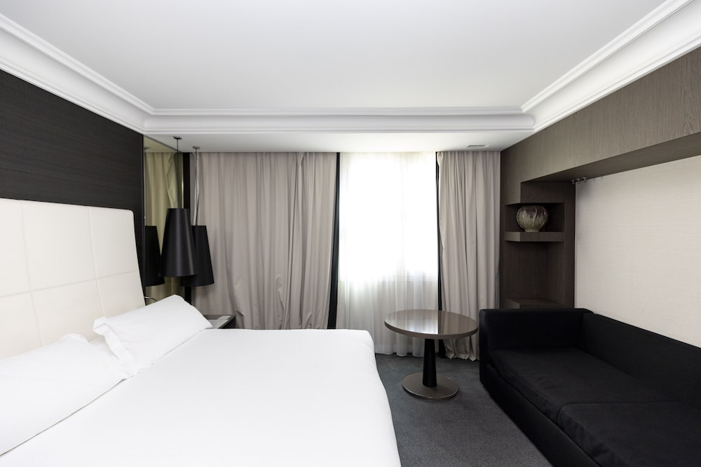 Room at InterContinental Marseille - Hotel Dieu by IHG, MARSEILLE