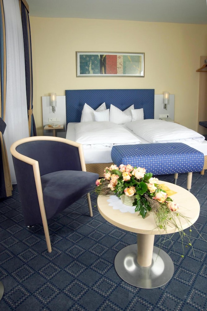 Hotel Löwen-Seckenheim 28/31