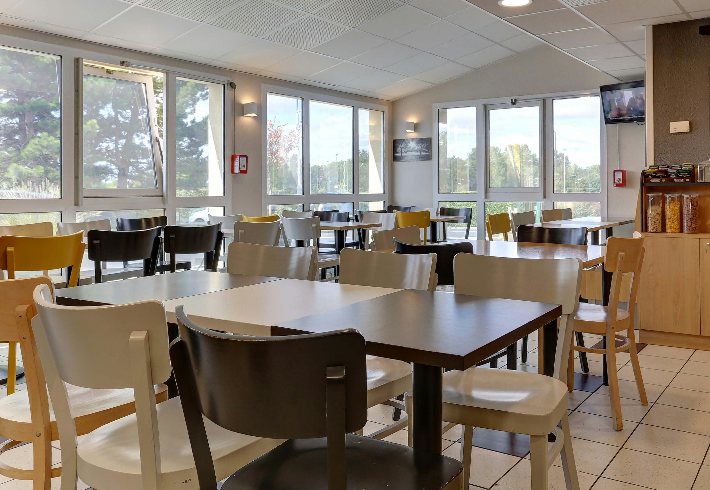B&B Hotel Chalons En Champagne 11/19