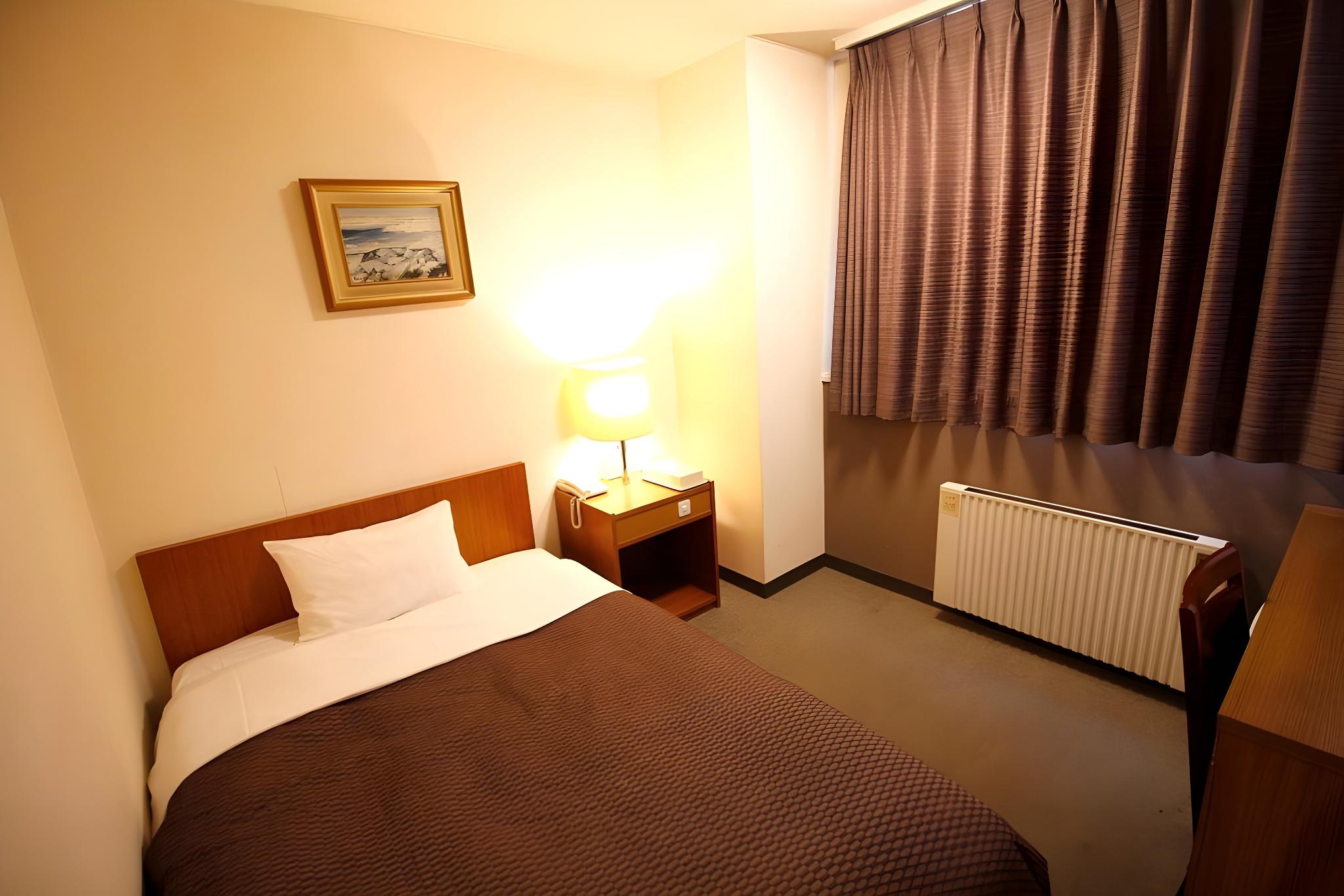 Semi Room, Standard, Semi Double Bed, Smoking Type Not Guaranteed