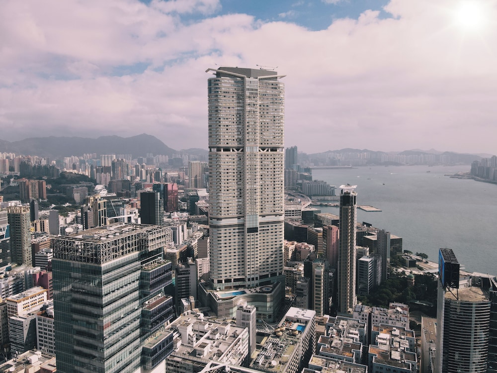 HYATT REGENCY HONG KONG TSIM SHA TSUI 54/55