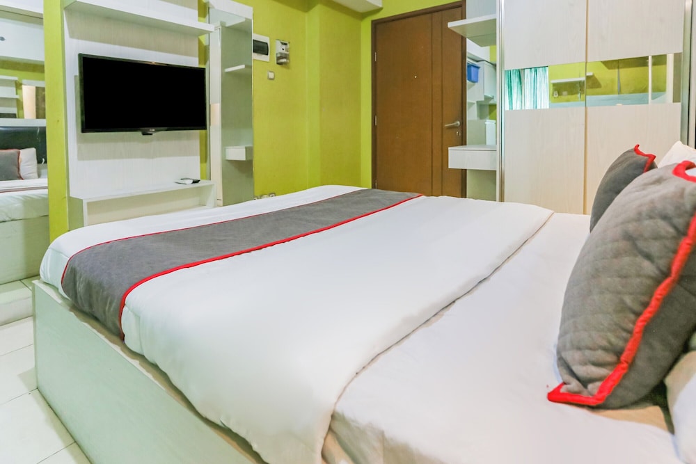 OYO 498 Green Lake View Ciputat 28/65