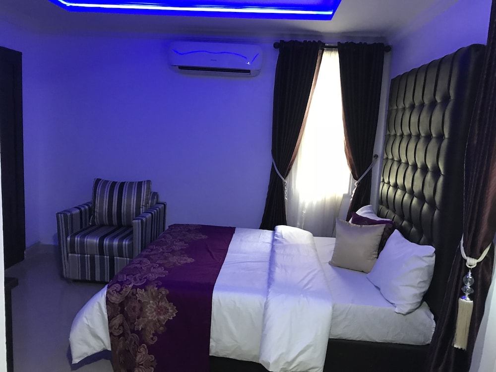 H3 Luxury Cottage 15/40