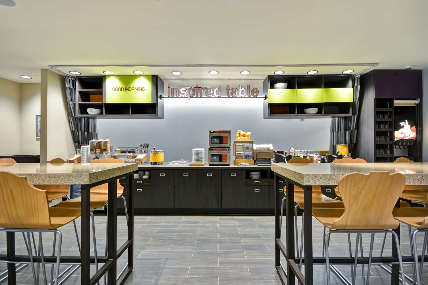 restaurant cafeteria