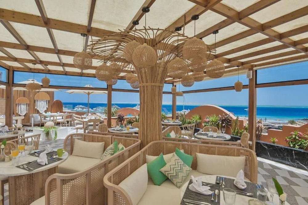 AJIRA Bay Hotel Hurghada Marina Hotel 47/63