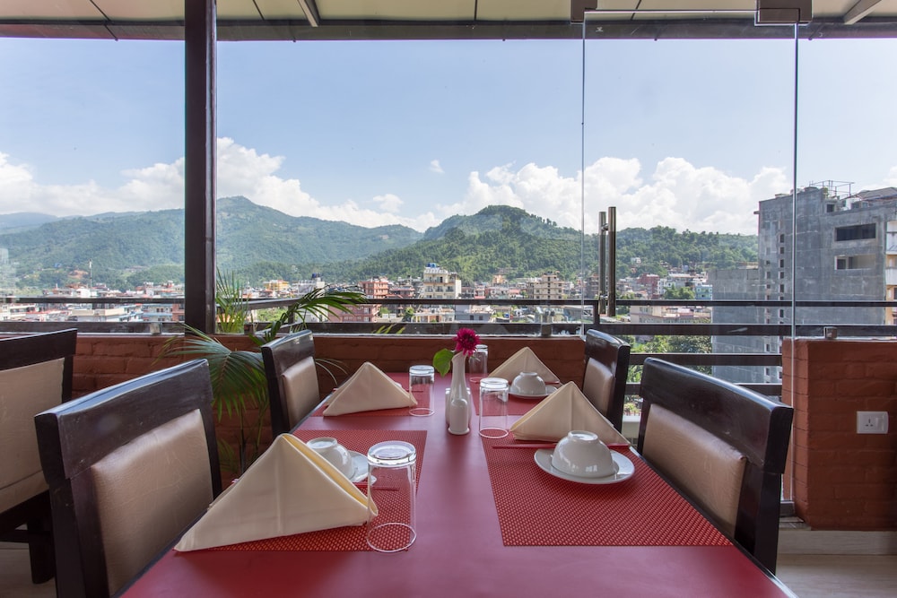 Bodhi Suites Boutique Hotel And Spa 53/67